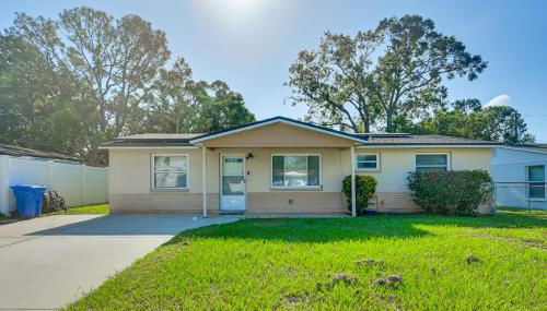 7 Mi to Busch Gardens Tampa Gem with Yard! - Foto 3