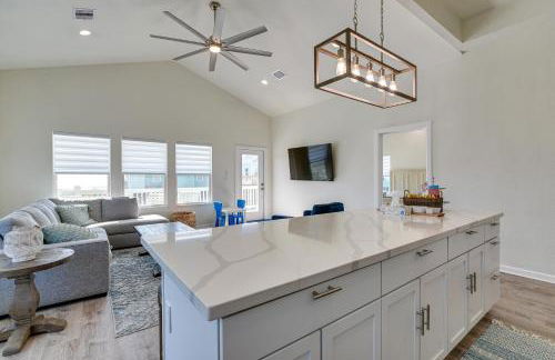 Walk to Ocean! Family-Friendly Crystal Beach Home - Foto 8