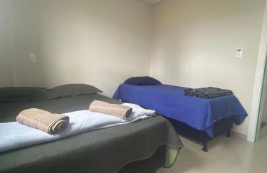 03 quartos (ar condicionado e ventilador), até 10 pessoas, garagem, atrás do hospital da Unimed apt 202 - Foto 15