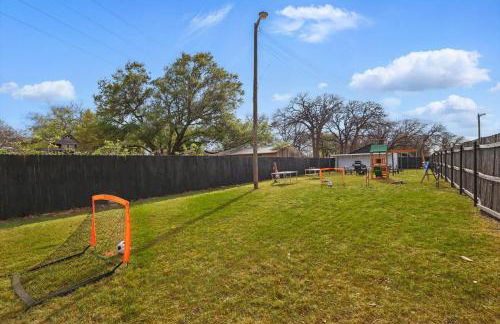 Modern 2BR Unit Hot Tub Outdoor Lounge - Foto 15