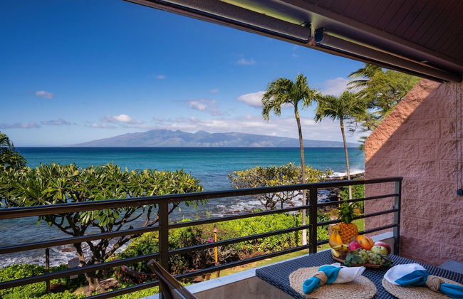 Kuleana 409 Oceanfront 1 bedroom 1 bath condo 1 Condo by RedAwning - Foto 37