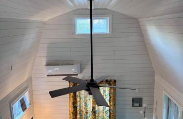 Stylish 1940s Home with Barn Guest House - Foto 16