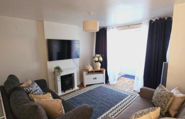 The Bogside Haven - Heart of Derry - Photo 13