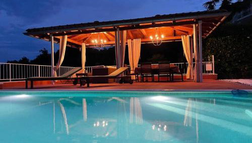 VILLA LOVRAN - 150 m to the beach - infinity pool - incredible sea view - fitness gym - Foto 2, sunbed