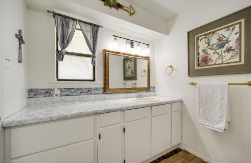 McQueeney Home with Grill about 10 Mi to New Braunfels - Foto 19