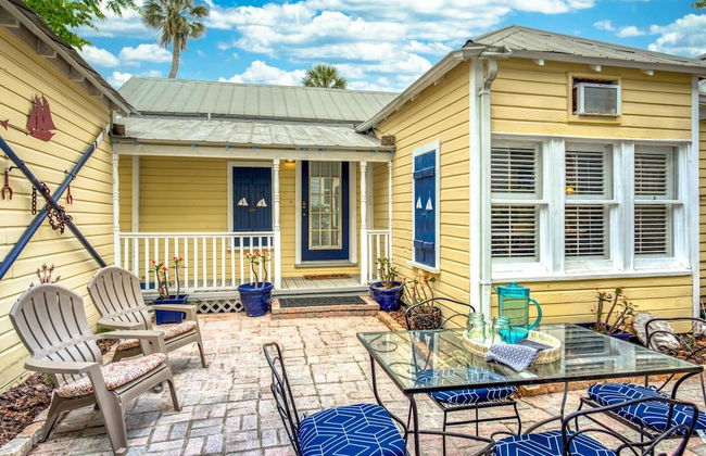 Little Yellow Cottage on Water Street - Foto 1