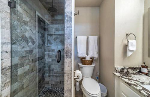 Private Pool, Entire House, In the Center of DFW - Foto 22