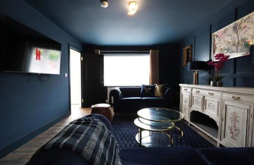 Sleeps14,Sauna,ColdPlunge,Hottub,xboxroom,XLgarden - Foto 70