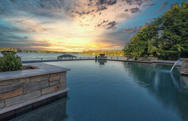 Azalea Retreat - The Cottage by Avantstay Pool - Foto 42