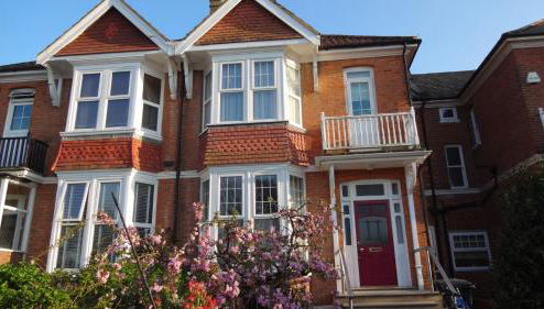 House - Sleeps 8 - Pet friendly - Garden - Parking - Foto 1