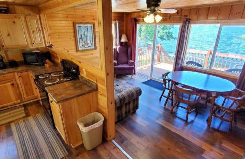 Lakeside 2 Bedroom Glacier Cabin On Kab - Foto 22