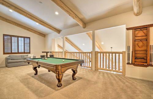 Deck and Gas Grill Spacious Pinetop Cabin - Foto 2