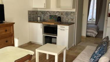 L Atelier, studio au petit port de Martigues - Photo 1, Lobby or reception