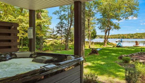 Lake Daze by Avantstay Lakefront w/ Modern Interior, Enclosed Porch & Hot Tub - Foto 5, Other