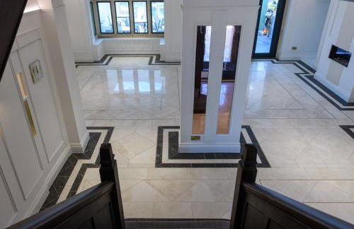 Holm House - Stylish Coastal Suites - Silures Bar & Restaurant On-site - Foto 18