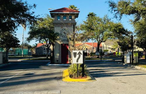 Family stay Near Disney - Foto 3