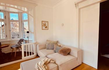 luxuriöse Altbau Wohnung in Denkmal-Villa - Foto 12