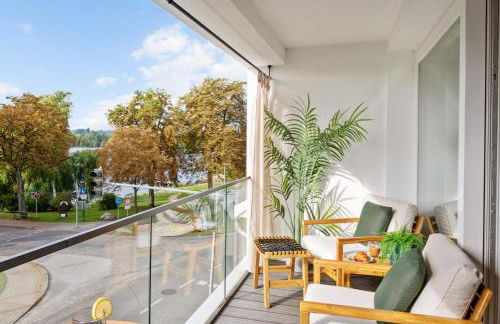 MAISUITES Eisvogel - Zentrale Luxuswohnung mit direktem Seeblick I Bis 4 Personen I Premiumküche I Boxspringbett I Kaffeevollautomat I Parkplatz I Barrierearm & Aufzug - Foto 19