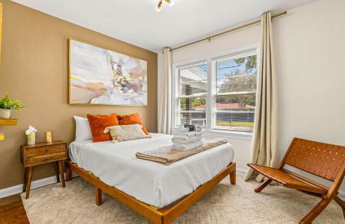 Sunny Citrus Escape Min to Midtown & Dog-Friendly - Foto 17