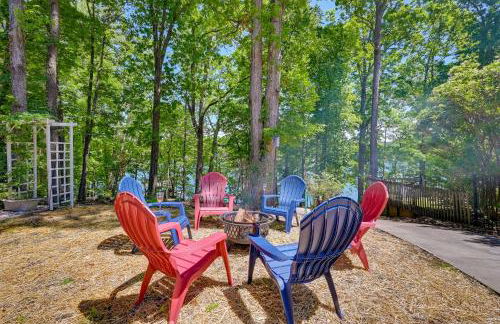 Game Room and Lake View Lake Hartwell Group Retreat - Foto 1