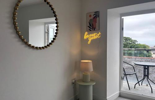 Stylish Penzance Apartment 2 Beds & Balcony - Foto 16