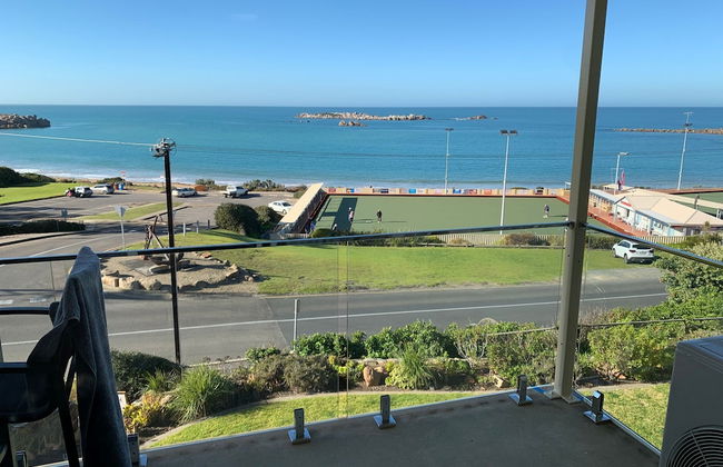 The Dolphins 7 - A View To Remember - Photo 1