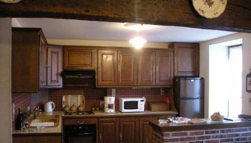 Maison Authentique en Berry avec Jeux, Jardin, à 30 min du Zoo de Beauval - FR-1-591-119 - Photo 3