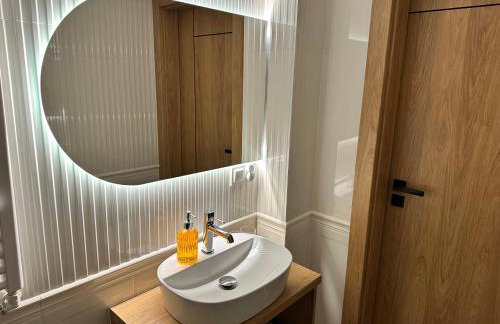 Apartamenty OFF PIOTRKOWSKA w Roosevelta Residence, Klimatyzacja, Wejście na KOD, WiFi, FV - Foto 36