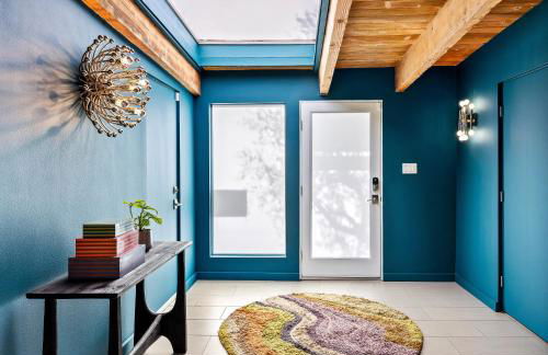 Mid Century Mood House by ACME House Company - Foto 15