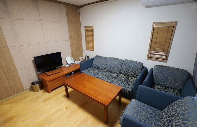 Daejeon I-Hotel - Photo 25