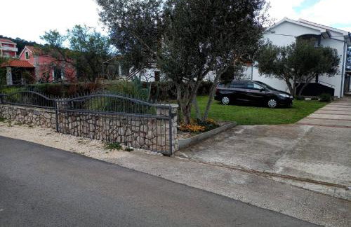 Apartments with parking space Kraj, Pasman - 8213 - Photo 9