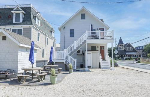 Wifi, Ourdoor Shower, Porch Ocean Side 1St Floor Duplex, A Short Walk From The Best Lbi Attractions, A Small Park, And The Beach, - Foto 21