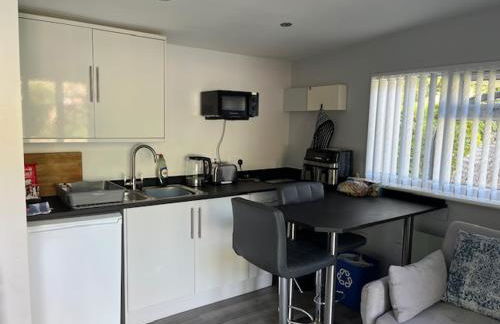 Independent garden studio - sleeps max 3. - Foto 20