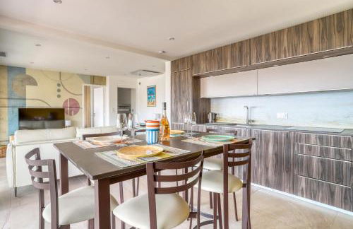 Superbe T4 -Vue Mer- Tout Confort Refait à Neuf! - Foto 32