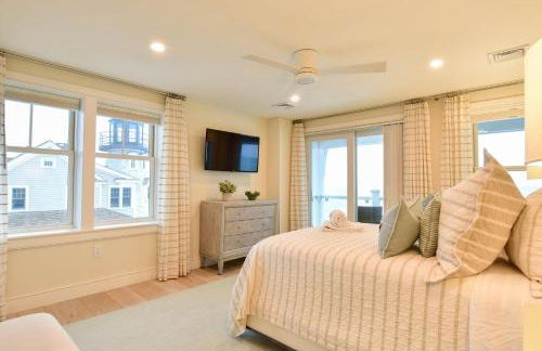 Private beach Stunning views Pool and Tennis - Foto 23