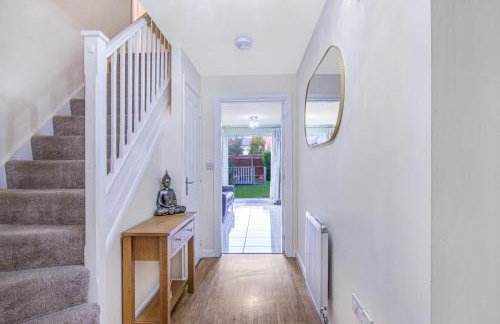 4Bed 3 Bath Home I Sleeps 7-9 I Family & Contractors I Parking - Foto 3