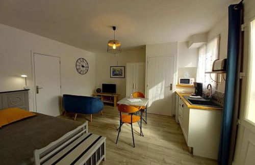 Gîte "Chez Albert et Cie"- 8 mn du Puy du Fou - Photo 2