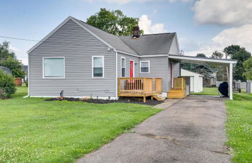 Deck and Patio Inviting Abode in Natrona Heights! - Foto 24