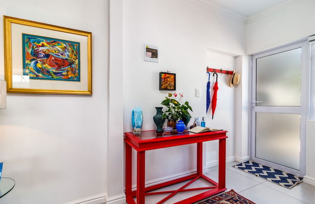 Bleu Cobalt Cottage - Photo 2