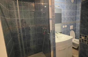 Appartement rez de jardin - Photo 10