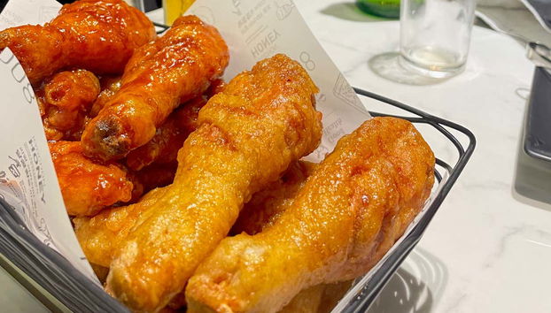 Baseball or Basketball Game Tickets + Korean Meal - Foto 4