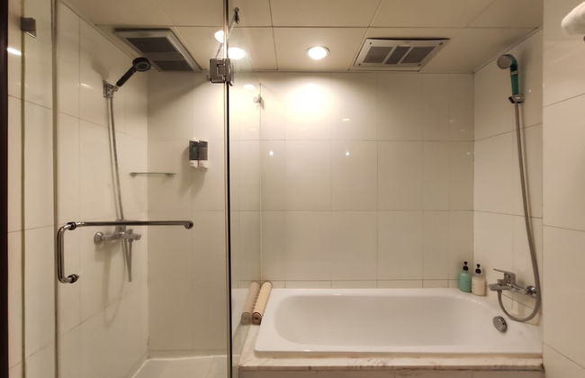 World Union Service Apartment Cosmo - Photo 34