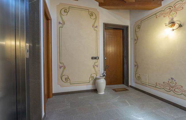 New Deal - APT with Terrace & Jacuzzi - Foto 23