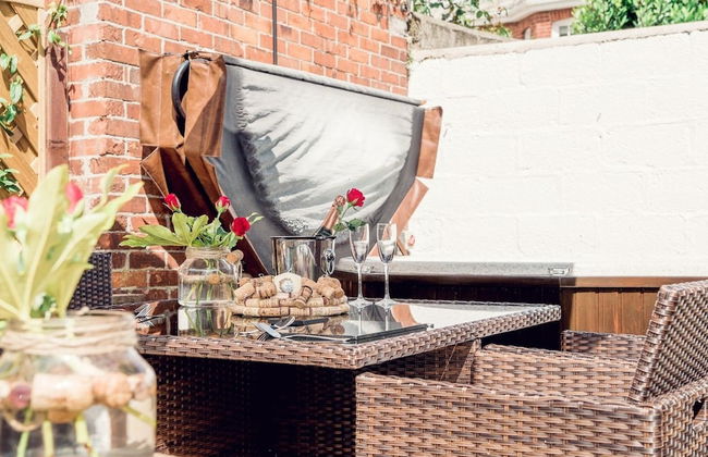 Padstow Breaks - Duke House - Photo 60