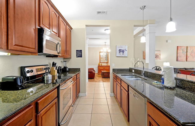 Top Floor Modern Vista Cay Reserve Condo - 5004 - Photo 72