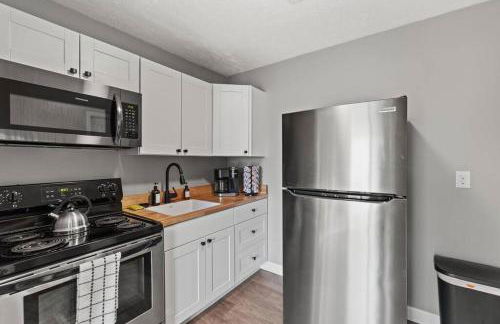 The Luxe/Hot Tub/Putt Putt/10 Miles Shaker Village - Foto 13