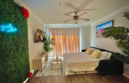 Tropical Breeze - 2BR/NRG/Medical Center/Galleria - Foto 25