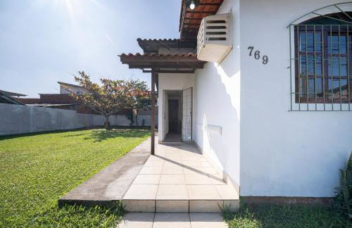 Casa Costeira 3Q perto da praia by Achei - Foto 3