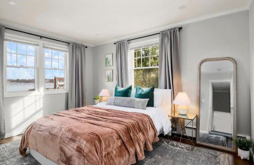 Waterview house walking distance from Cove Beach-5 mins to downtown-only 40 min to NYC - Foto 14