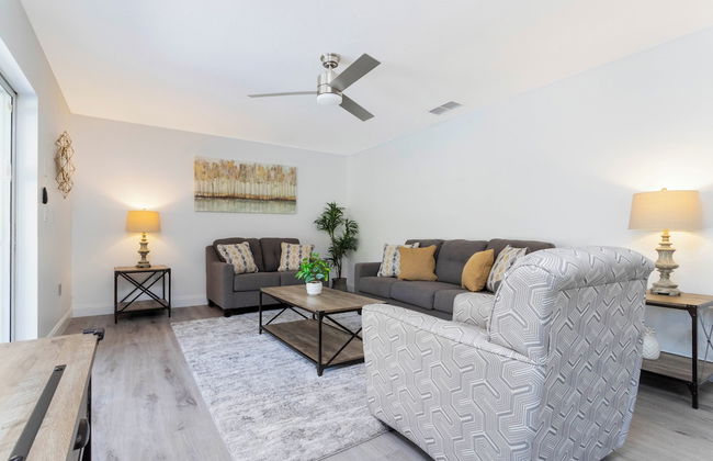 Beautiful 5Bd Single Family w Game Room 106 Lake Wilson Preserve - Foto 13